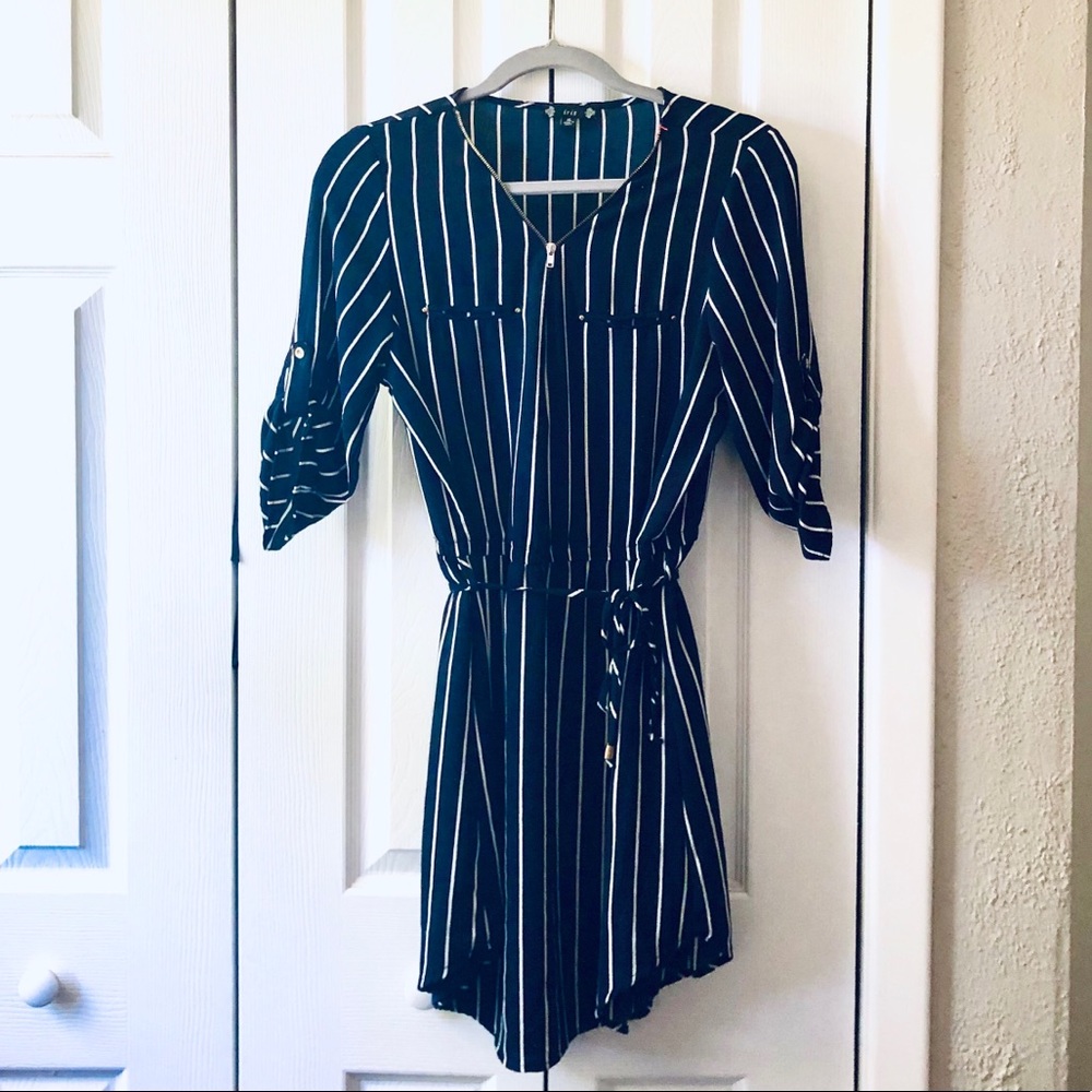 $3/25 Navy blue white pinstripe mini dress